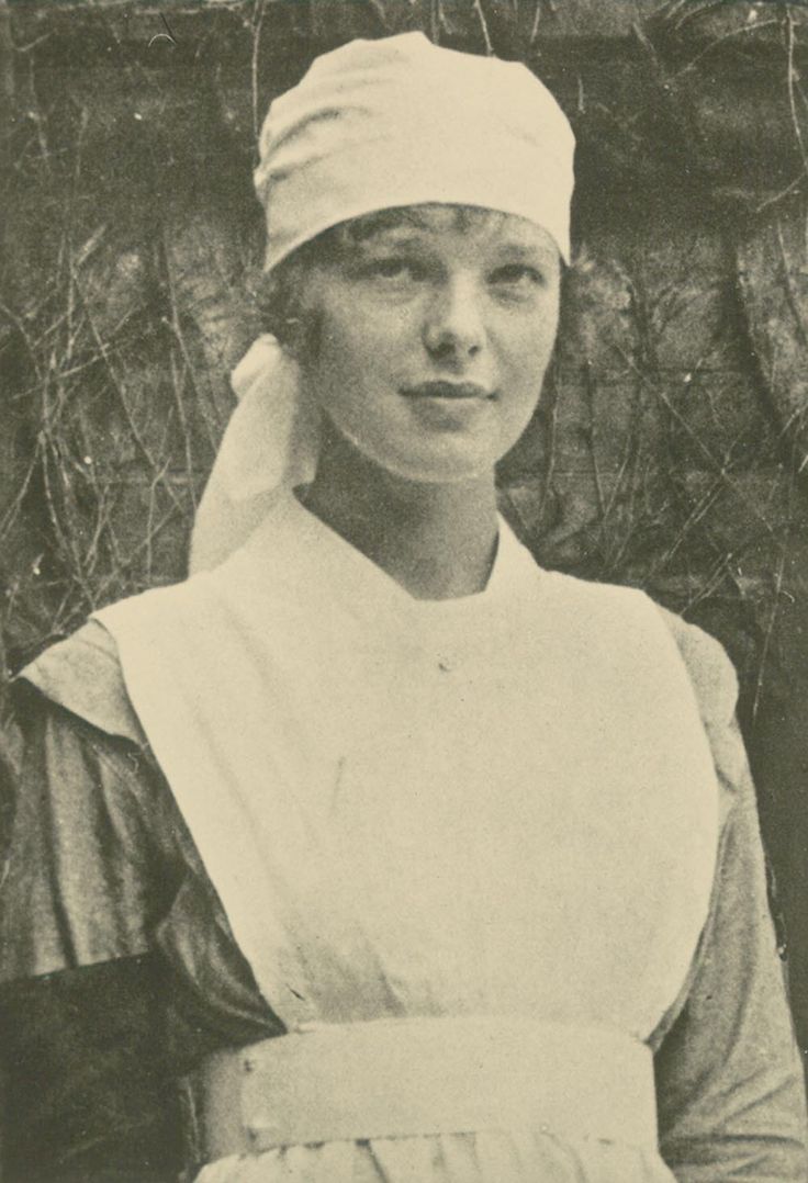 Amelia Earhart WWI nurse