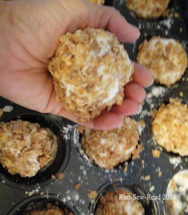 Press the flake-covered ice cream into a round ball and freeze until hard