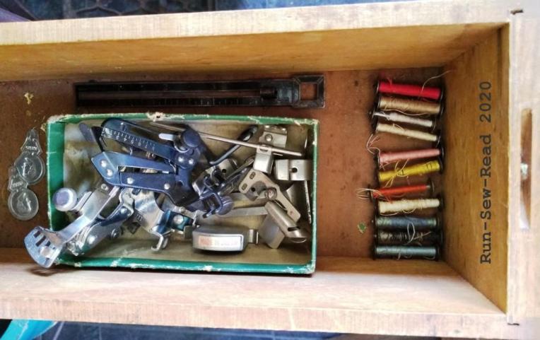Vera equipment drawer